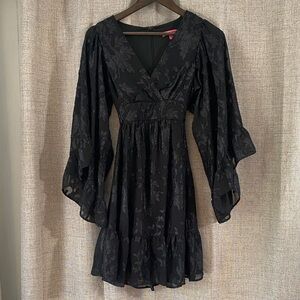Betsey Johnson Black Floral Long Sleeve Flowy Mini Dress Whimsigoth Boho Size 2